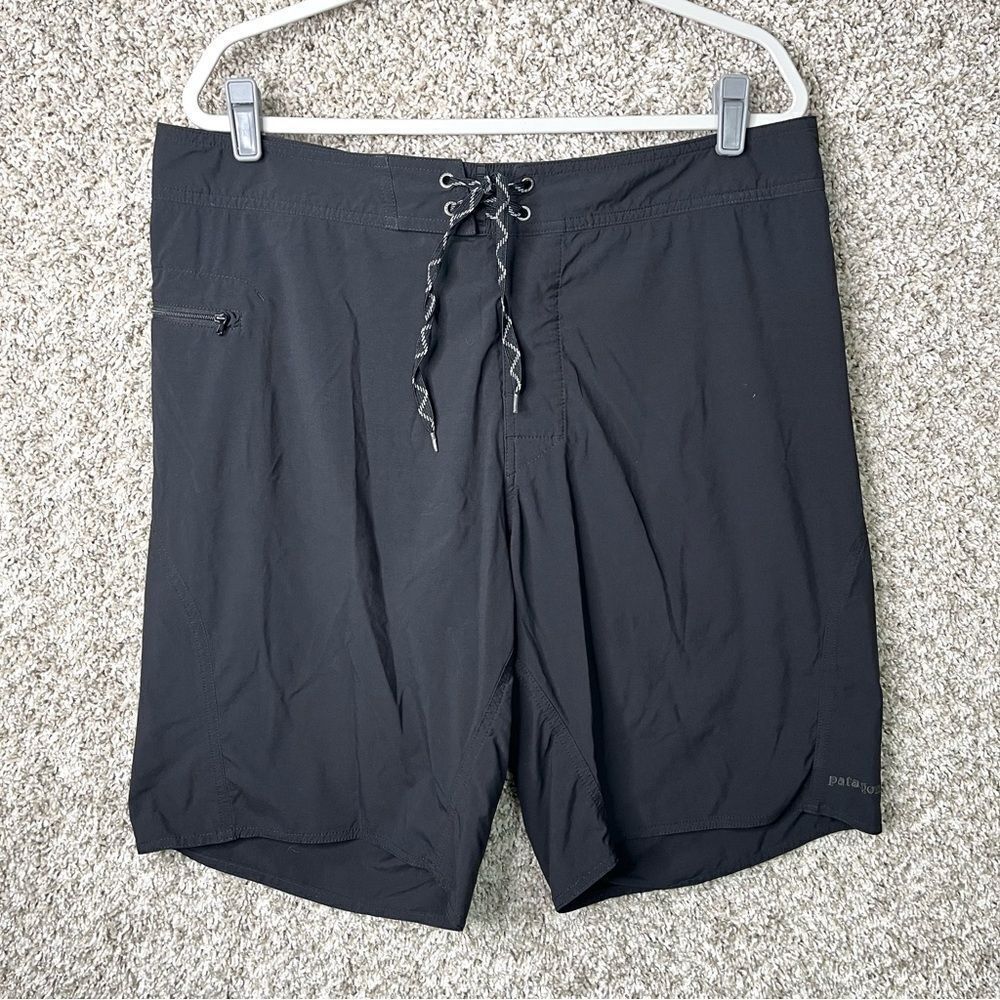 Patagonia Black 10” Board Shorts in Size 38